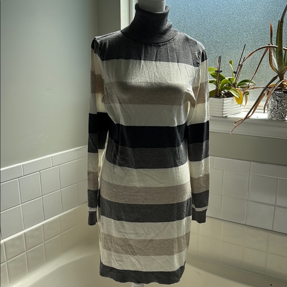Charlie Paige Black and Gray Turtleneck Sweater Dress